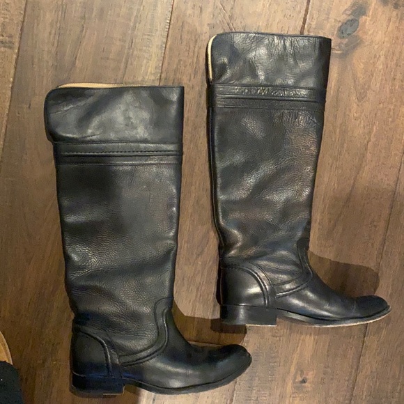 FRYE Trapunto Boot size 6. - Picture 1 of 7